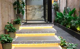 Hotel Bawa Suites